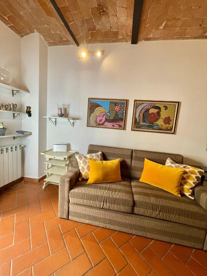 Maila Apartments 25Min From Florence Prato  Exterior photo